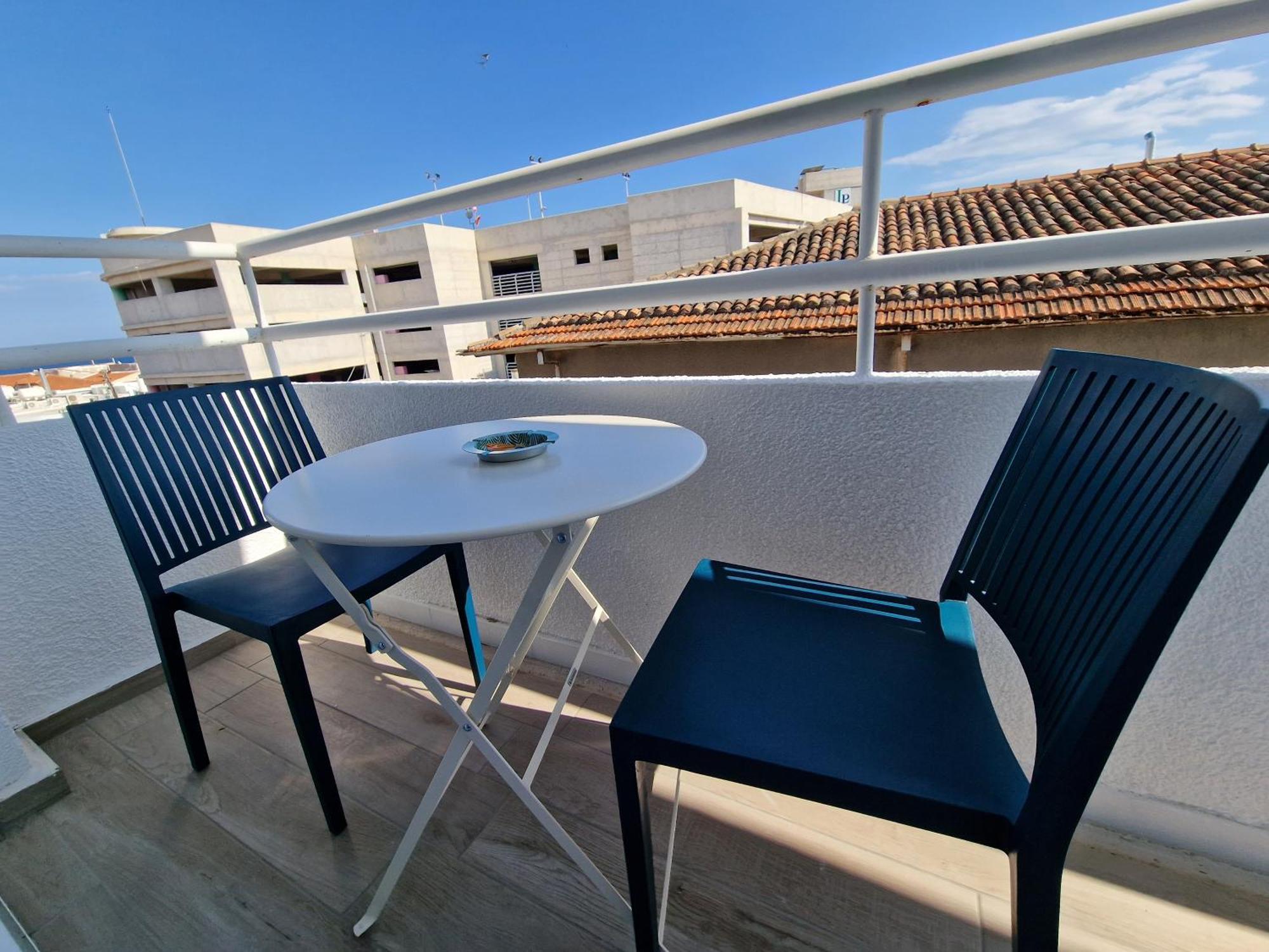 Kitieos Central Apts 100M From Finikoudes Beach Larnaca Bagian luar foto