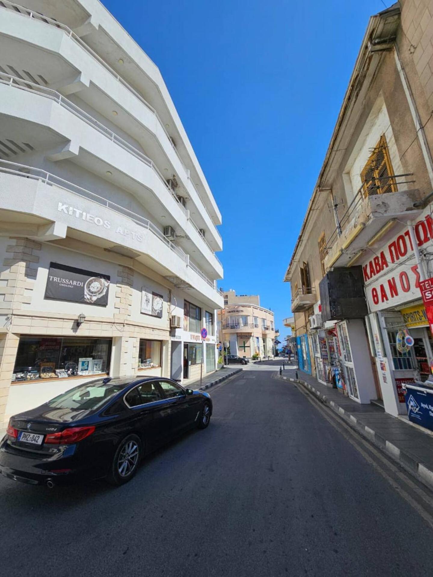 Kitieos Central Apts 100M From Finikoudes Beach Larnaca Bagian luar foto
